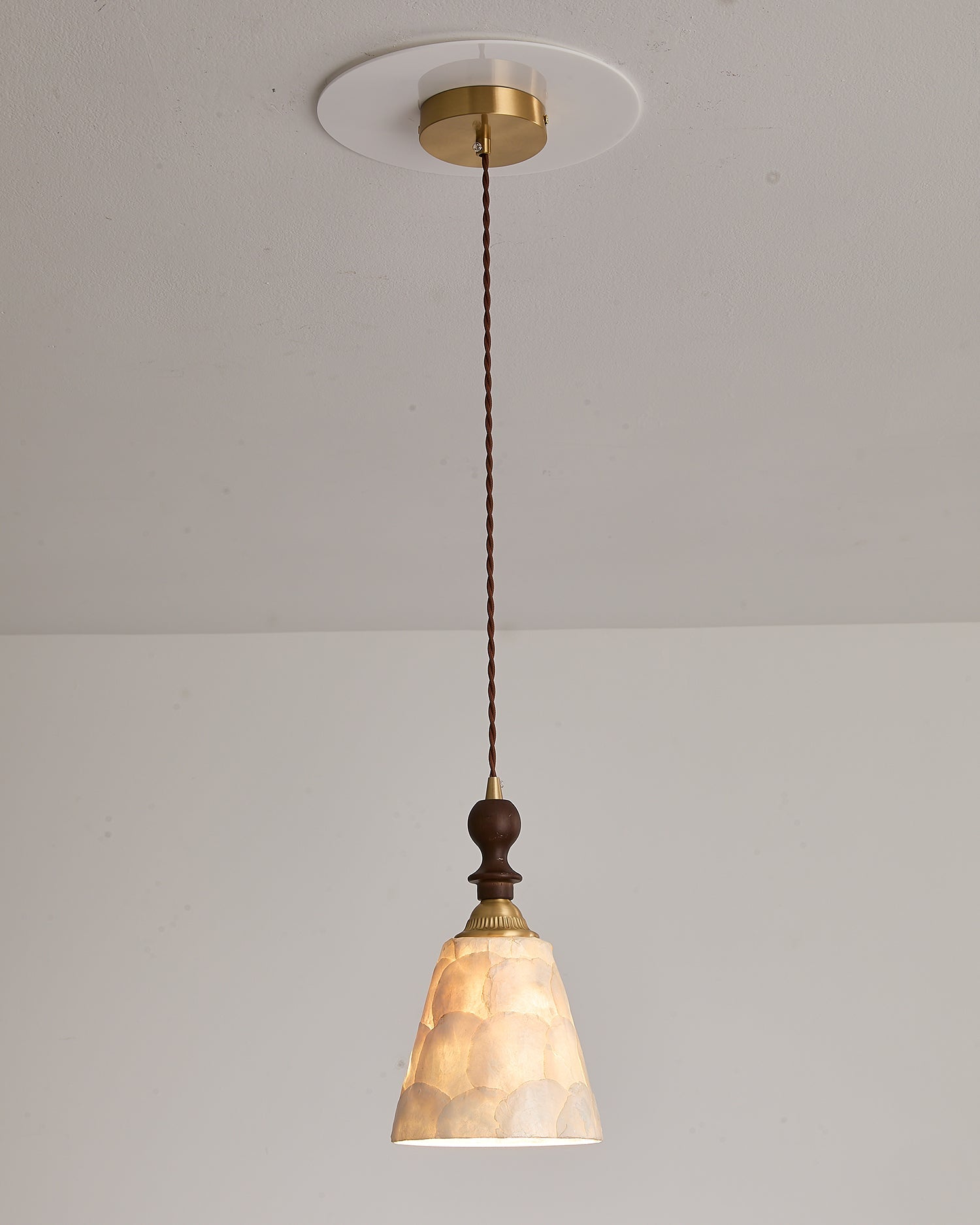 Belvedere Capiz Pendant Lamp