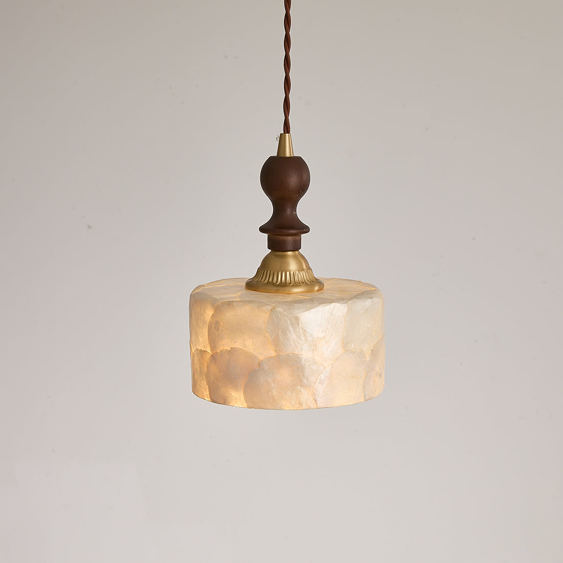 Belvedere Capiz Pendant Lamp