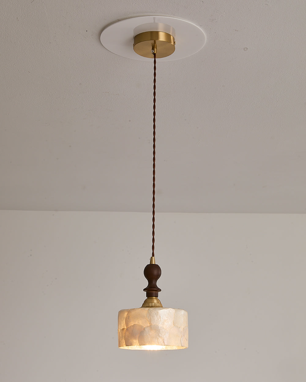 Belvedere Capiz Pendant Lamp