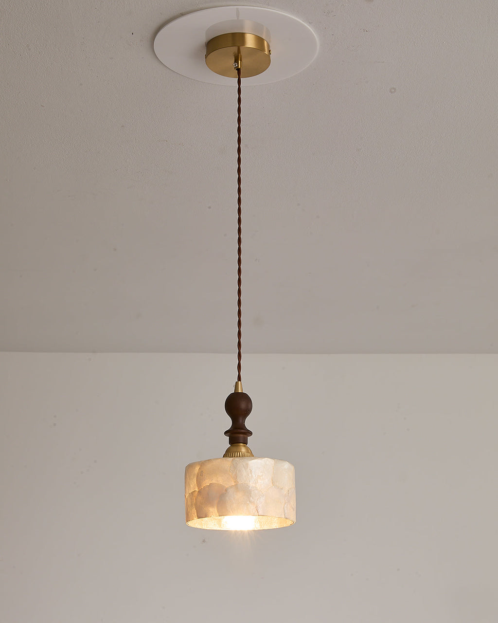 Belvedere Capiz Pendant Lamp