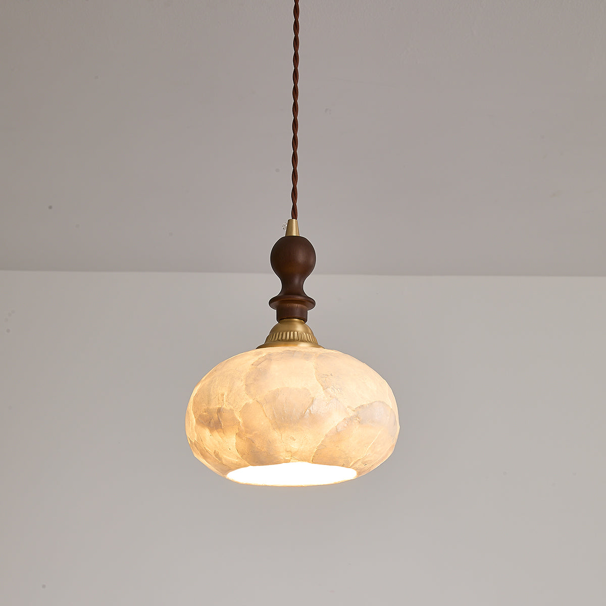 Belvedere Capiz Pendant Lamp